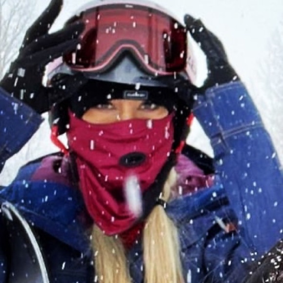 Meet your Posher, Bunzz - Picture 2 of 4